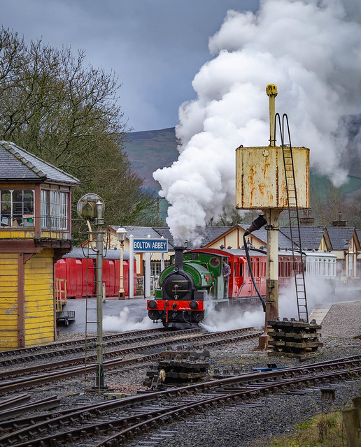 Steaming out of Bolton Abbey