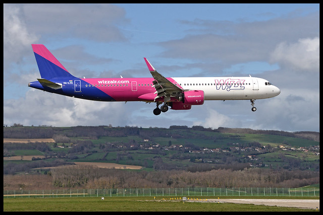 HA-LVO Airbus A321-271NX (Wizz Air).