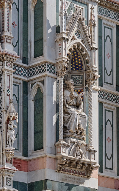 Florence's Statues of Biblical Eve and 14th-Century Bishop Tinacci
