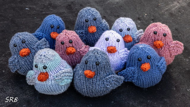 Knit Easter Peeps