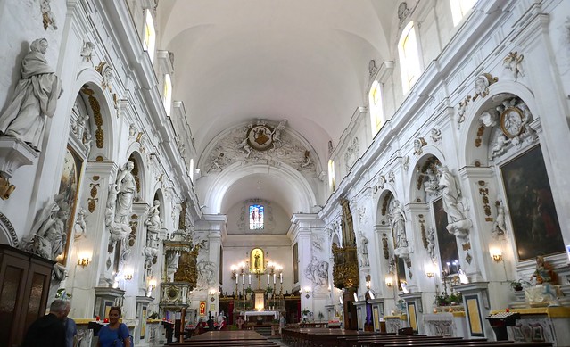 Nef au décor baroque, église Saint Augustin, XIIIe-XVIIe siècles, via Francesco Raimondo, Quartier de Capo, Palerme, Sicile, Italie.