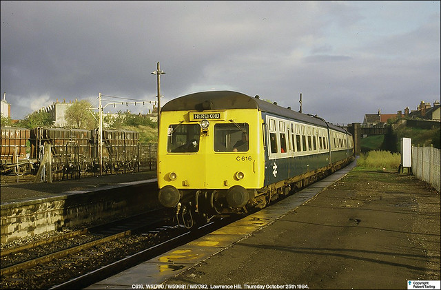 Swindon Cross-Country Class 120 set C616, Lawrence Hill, October 25th 1984