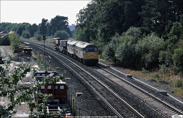 CD-allocated FHAC Class 31s 31130 and 31275, Coalpit Heath, August 10th 1989