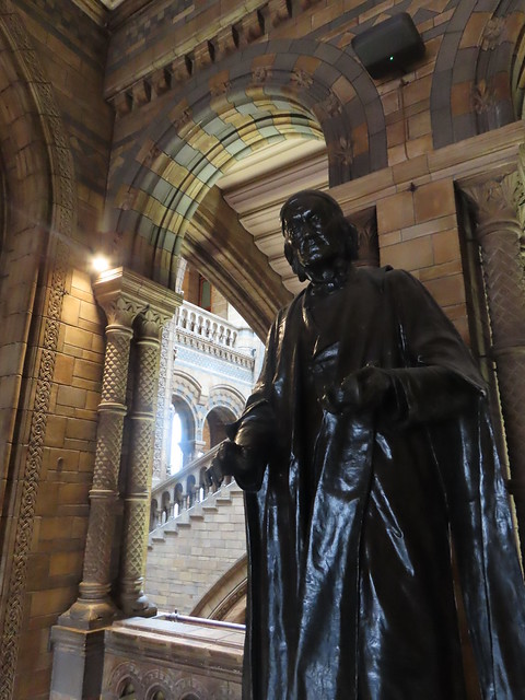 Richard Owen Statue