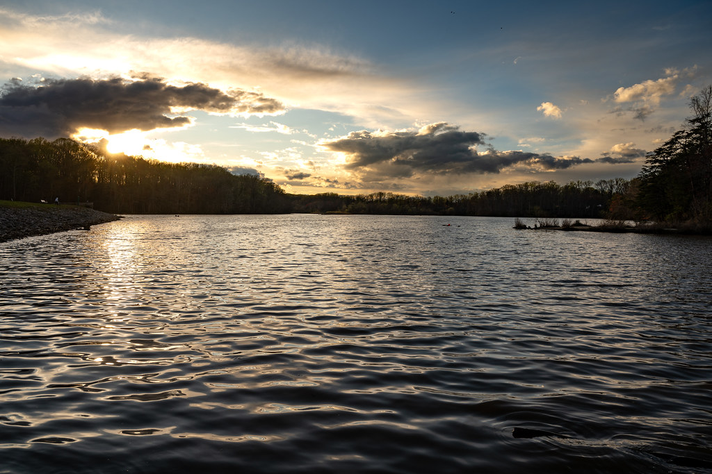 DSC_3811-2  Sunset at Lake Accotink