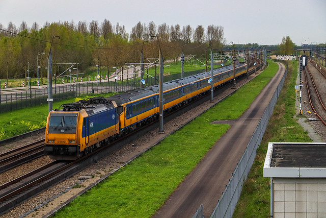 | NS | Bombardier TRAXX MS AC/DC BR 186 | ICD - Amsterdam Centraal -> Breda | Lage Zwaluwe, Niederlande | 06-04-2024, 18:33 |