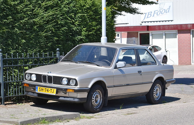1987 BMW 318I Automatic K6 SH-74-TJ