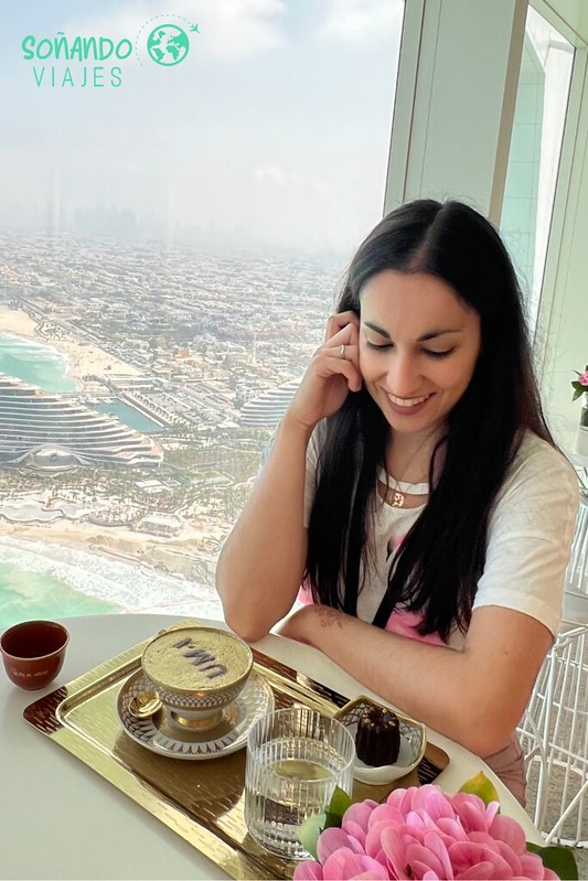 Café de oro en Burj Al Arab, Dubái