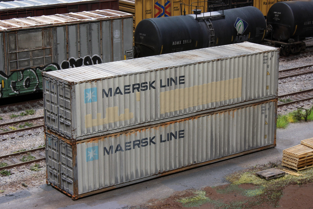 Maersk Container Set - Ho Scale