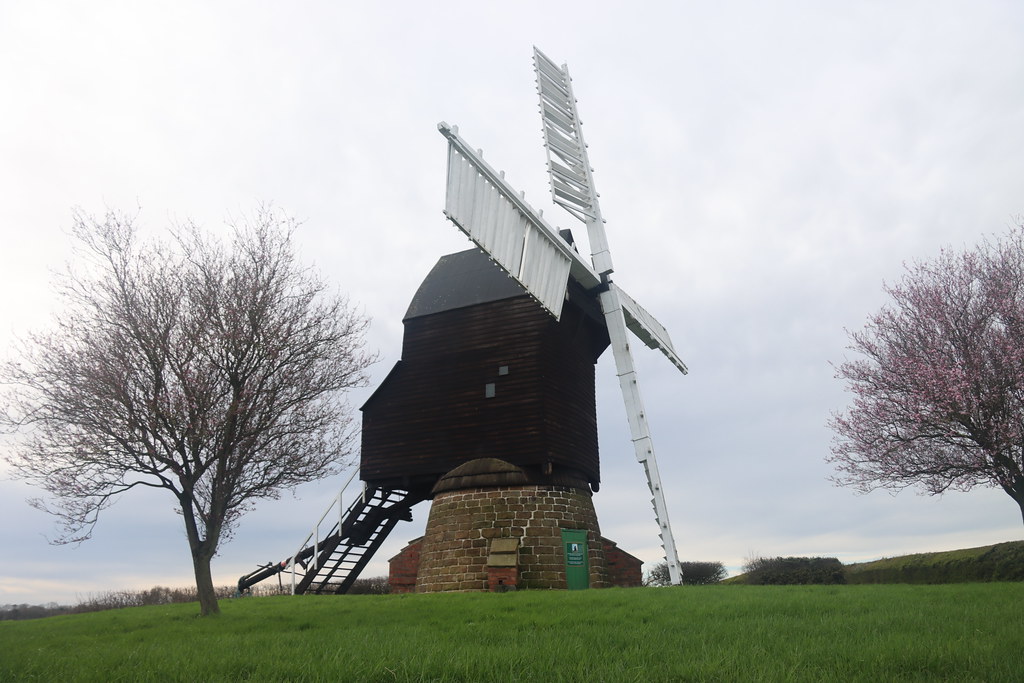 The Cat & Fiddle windmill