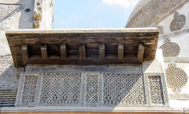 Cairo Tomb of Hasan Sadaqa 1315-21 Entrance Portal Decoration Stucco (1)
