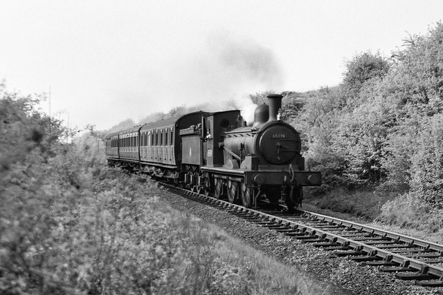 J15 BR 65391 approaching Bures on the 5:30pm Sudbury to Marks Tey 13-05-1956