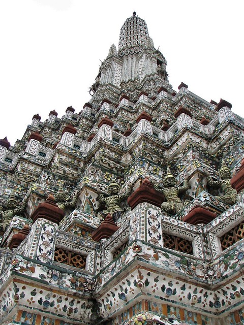 Wat Arun Ratchawararam Ratchawaramahawihan or Wat Arun, Temple of Dawn, Bangkok, Thailand