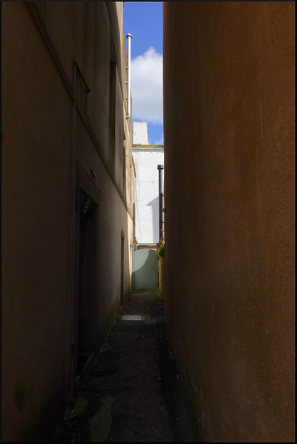 Teignmouth alleyway