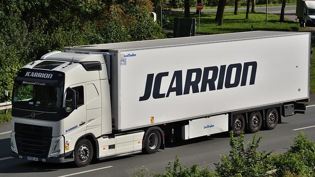 E - J Carrion Volvo FH05 500 GL
