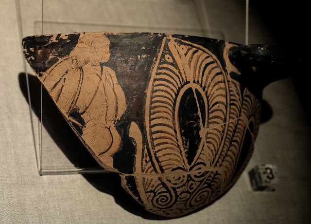 Fragment of an Etruscan Red Figure skyphos representing a Gallic warrior with thureos from Spina