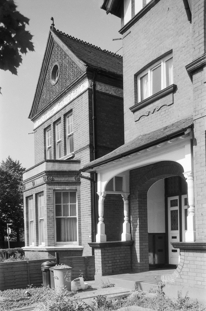 House, Riggindale Rd, Streatham, Lambeth, 1994, 94-7b-35