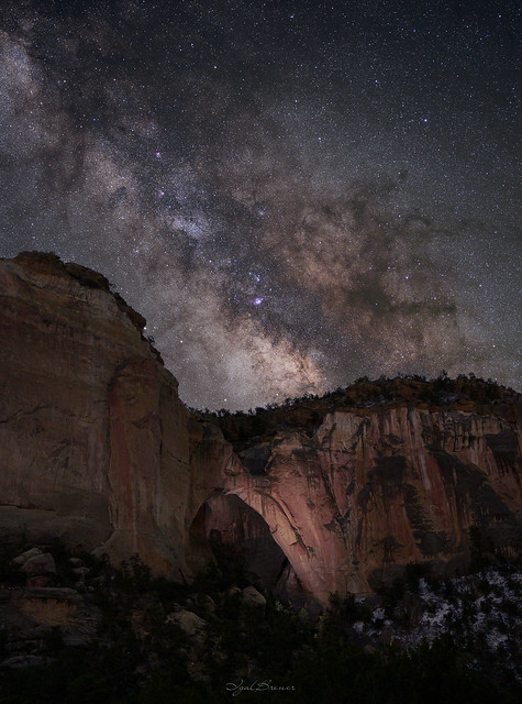 Milky Way over the iconic arch in New Mexico