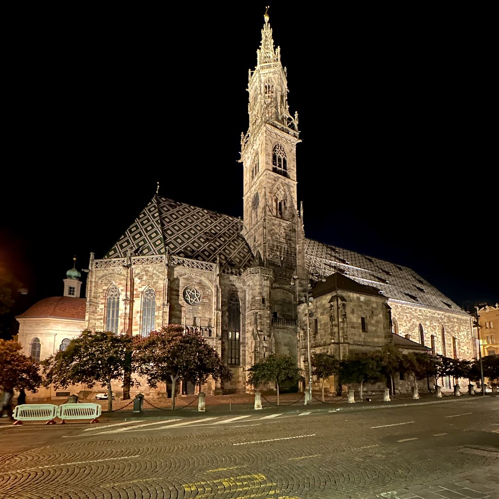 Cathedral Maria Himmelfahrt by Night