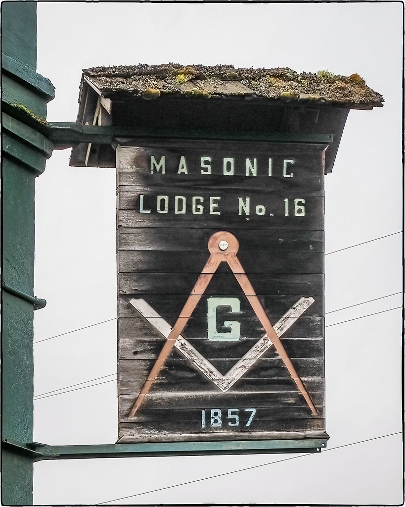 Vintage Lodge Sign