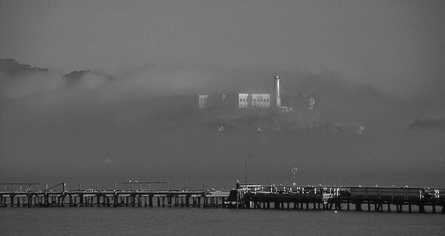 Alcatraz from Aquatic Park, San Francisco 839.11n