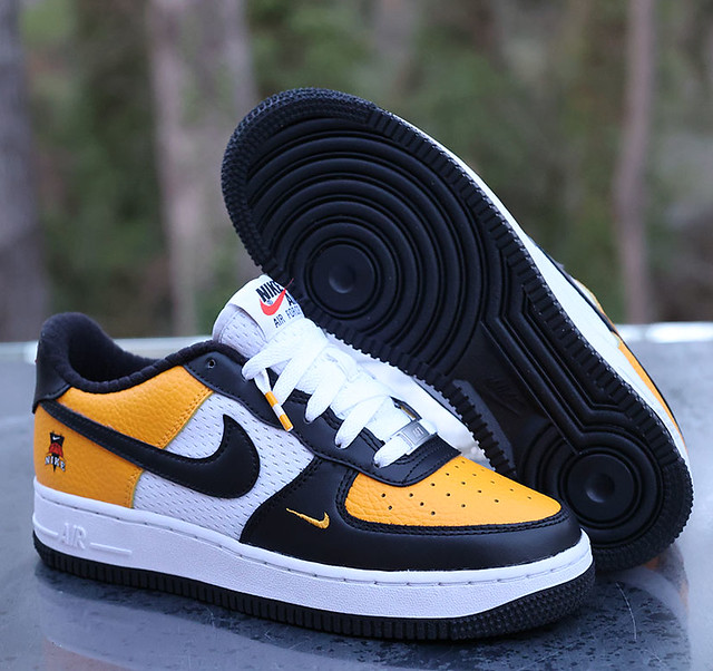 Nike Air Force 1 Low Black Gold Jersey Mesh Size 5Y White DQ7779-700