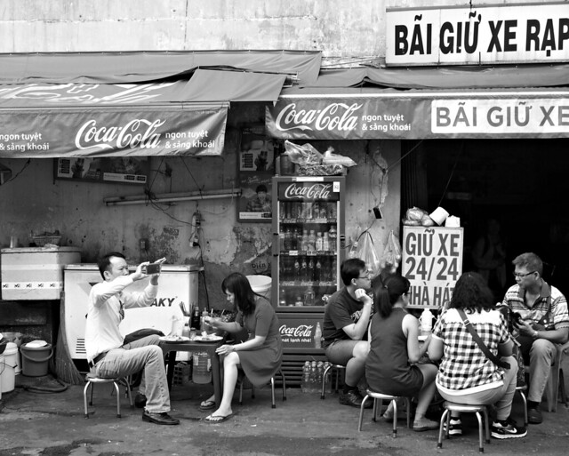 Street lunch, Hanoi