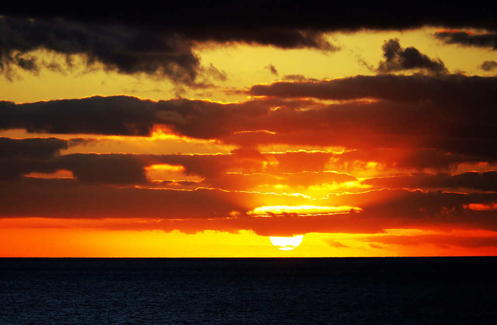 Golden Rising | SUNRISE - Atlantic Ocean - off the Bahamas S… | Flickr