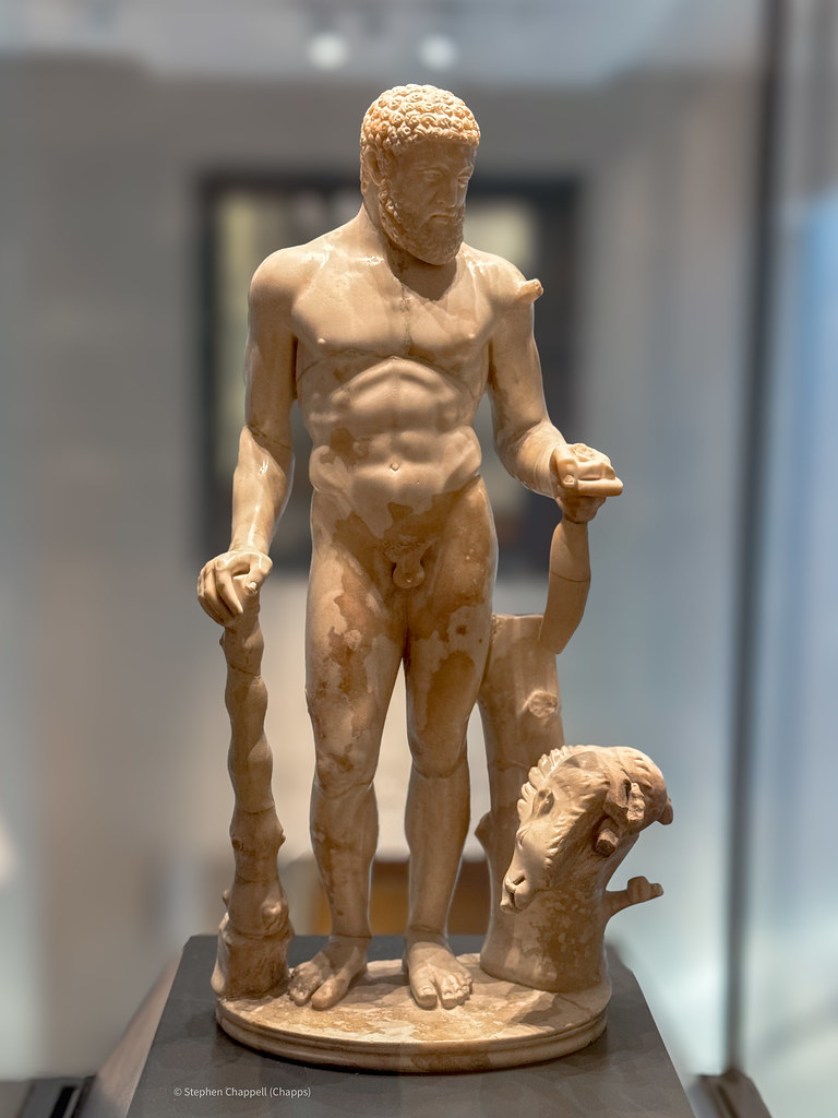 Marble statuette of Hercules and the Erymanthian Boar