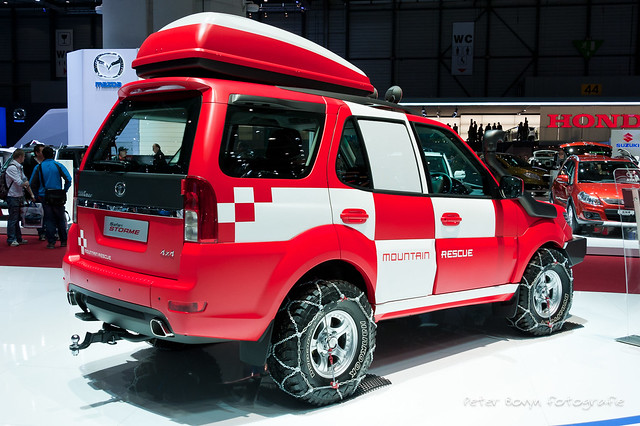 Tata Safari Storme Mountain Rescue Concept - 2013