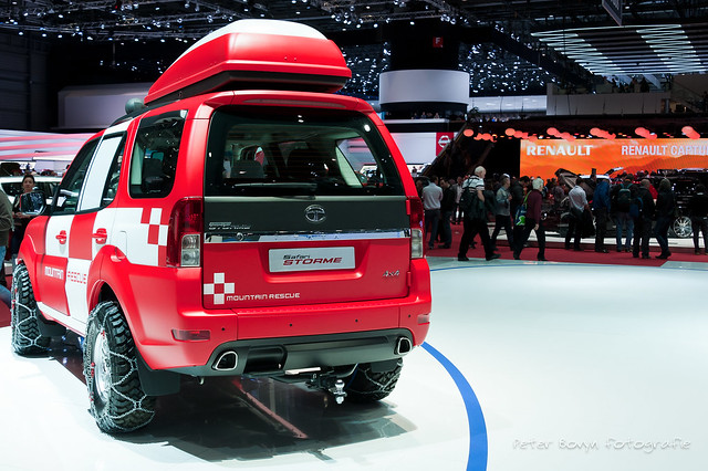 Tata Safari Storme Mountain Rescue Concept - 2013