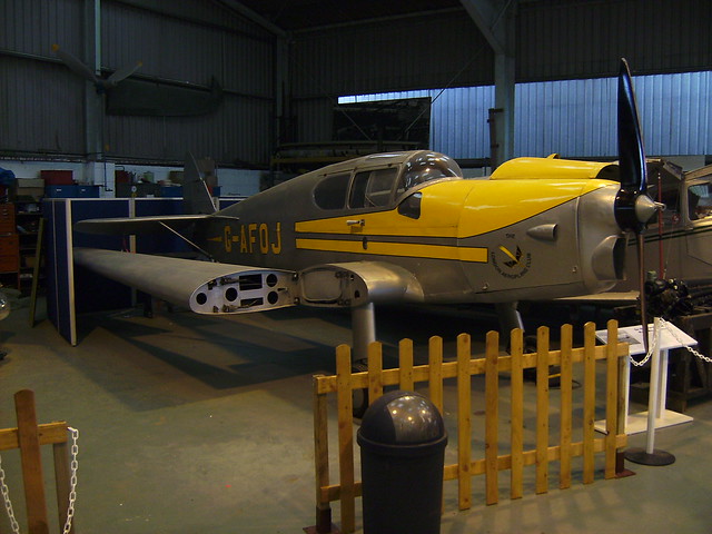 DH.94 Moth Minor Coupe G-AFOJ, de Havilland Aircraft Museum, London Colney 2006