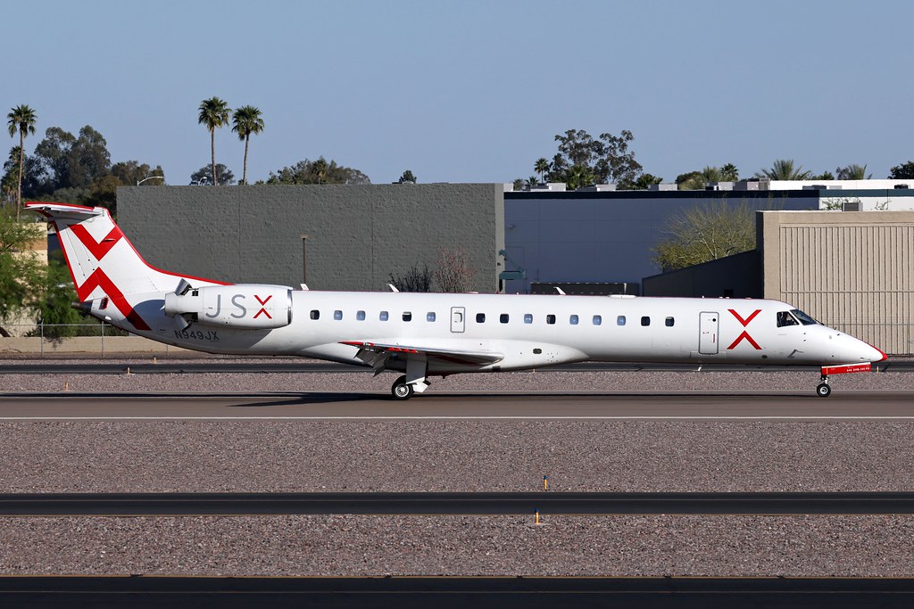N949JX ERJ-145LR, Scottsdale 04-11-24