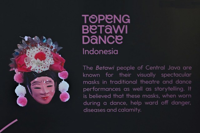 Topeng Betawi Dance (Indonesia)