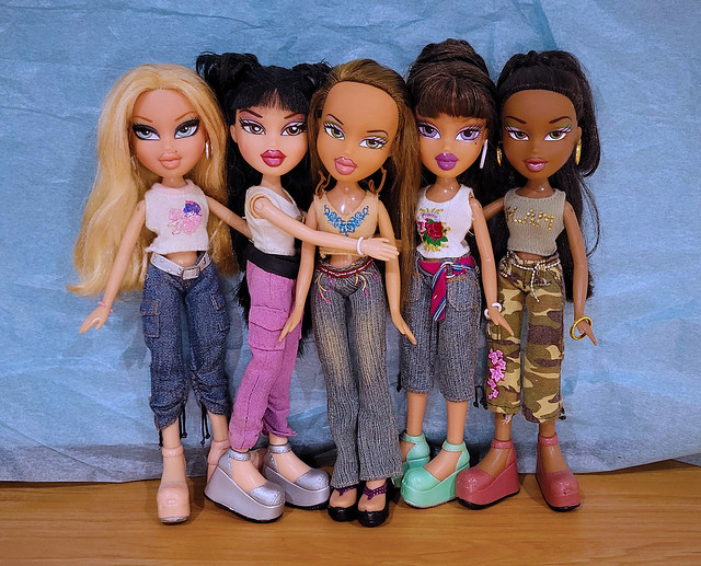 Bratz Fianna Comes To Visit From Brazil!