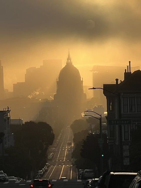 SF City Hall in the fog