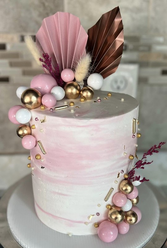 Cake by Manzanita’s Sweets