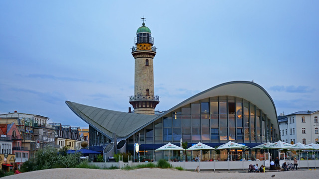 Ostsee - Warnemünde - Leuchtturm + Teepott