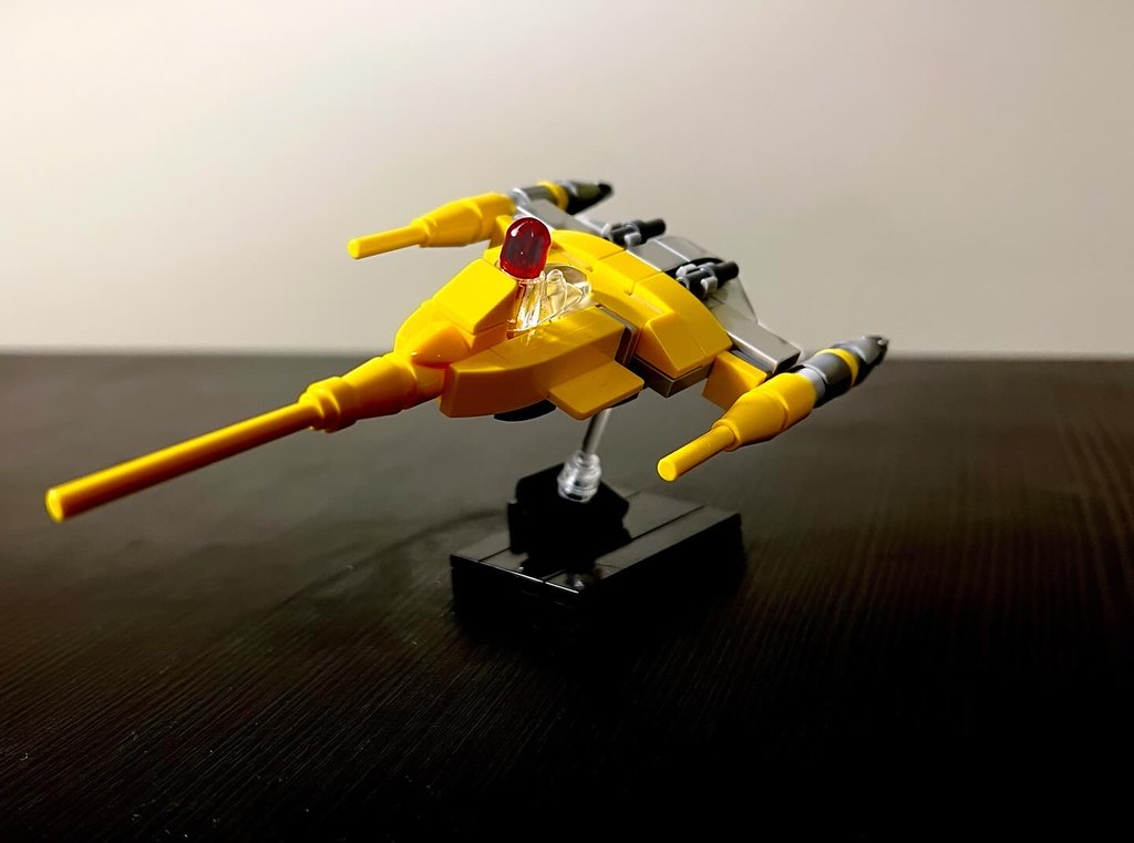 Naboo N-1 starfighter mini scale