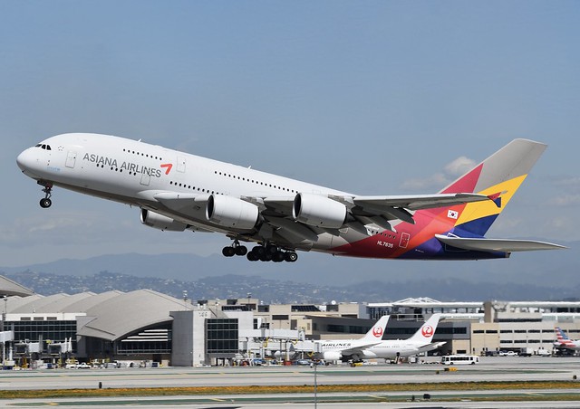 Asiana Airlines A380-800 HL7635