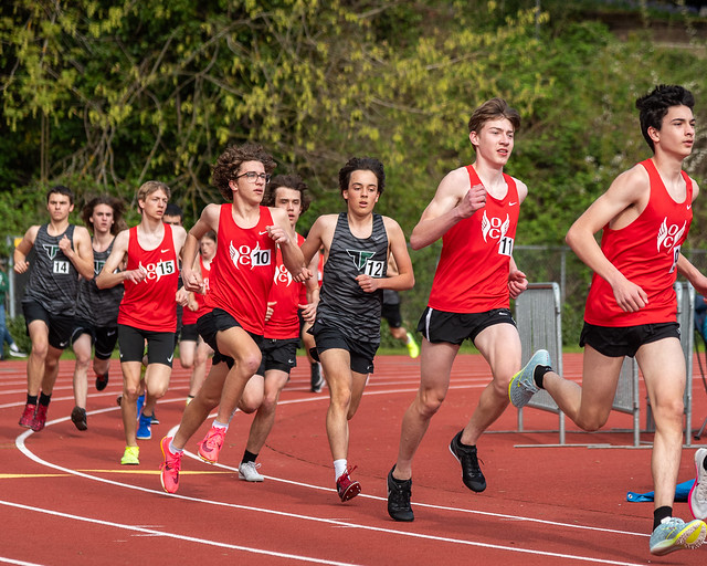 Wesley runs the 1500m at Oregon City High School
