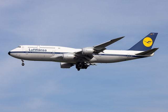 Lufthansa _ Boeing 747-8 (D-ABYT) 05