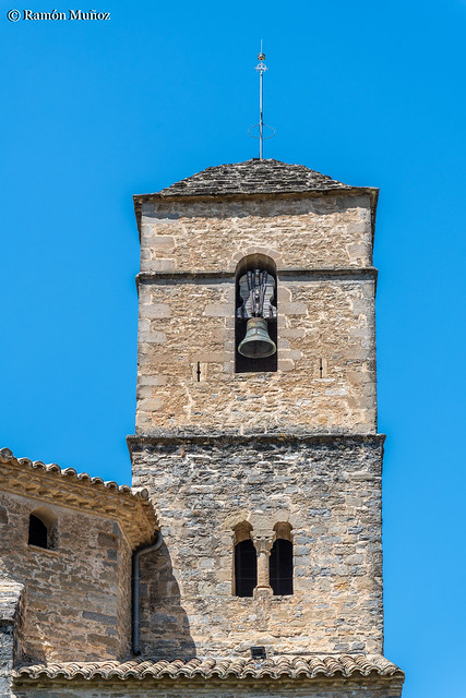 DSC1825 Torre de la Iglesia de San Juan Bautista, siglos XII-XVII, Rodellar, Huesca