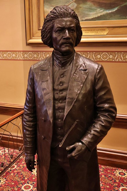 Annapolis: Maryland State House - Frederick Douglass