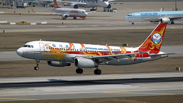B-6388 SICHUAN AIRLINES AIRBUS A320-200