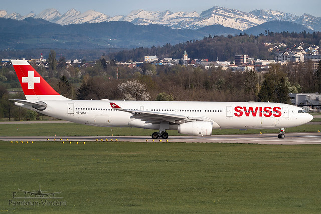 HB-JHA . Airbus A330-343 . Swiss International Air Lines . Zürich-Kloten [ZRH/LSZH]
