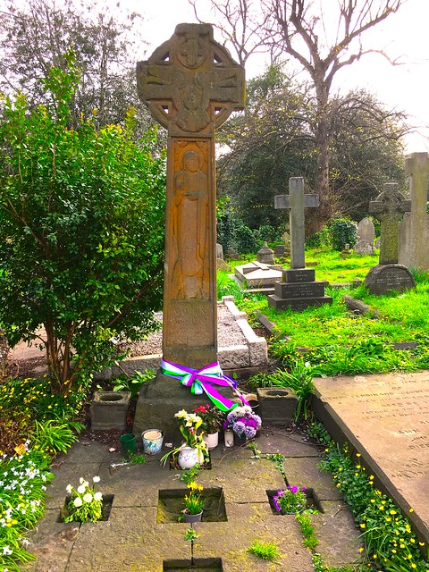 Emmeline Pankhurst Grave