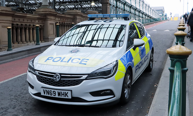 VN69 WHK - Vauxhall Astra - British Transport Police - Edinburgh Waverley - 07NOV2023