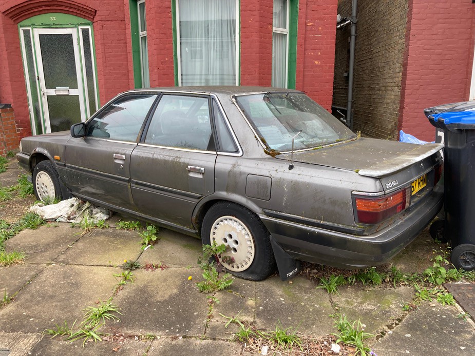Abandoned 1989 Toyota Camry GLi