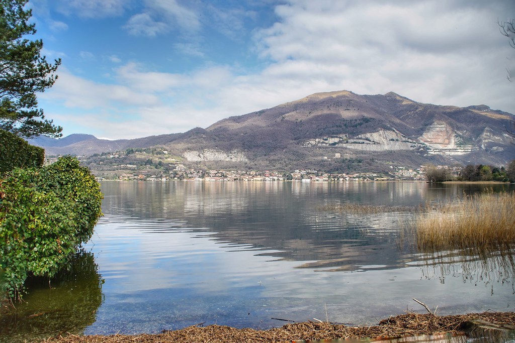 Pusiano lake - Lombardy Northern Italy